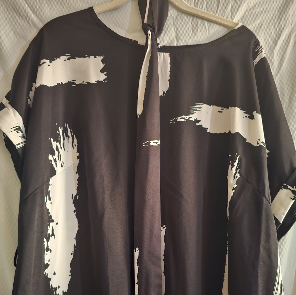 3XL Black and White Belted Dress